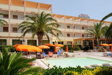 Oasis Hotel (Оазис Хотел), Сардиния